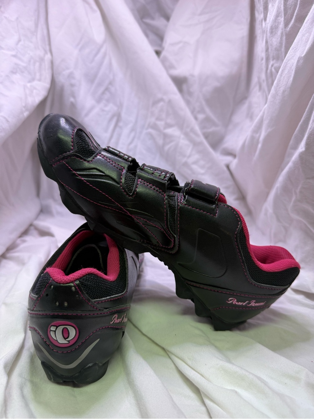 Pearl Izumi W All-Road Women’s Cycling Shoes Hook & Loop Black/Pink US8.5